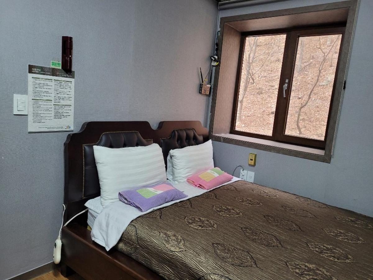 Sanaega Pension Villa Yangyang Exteriör bild