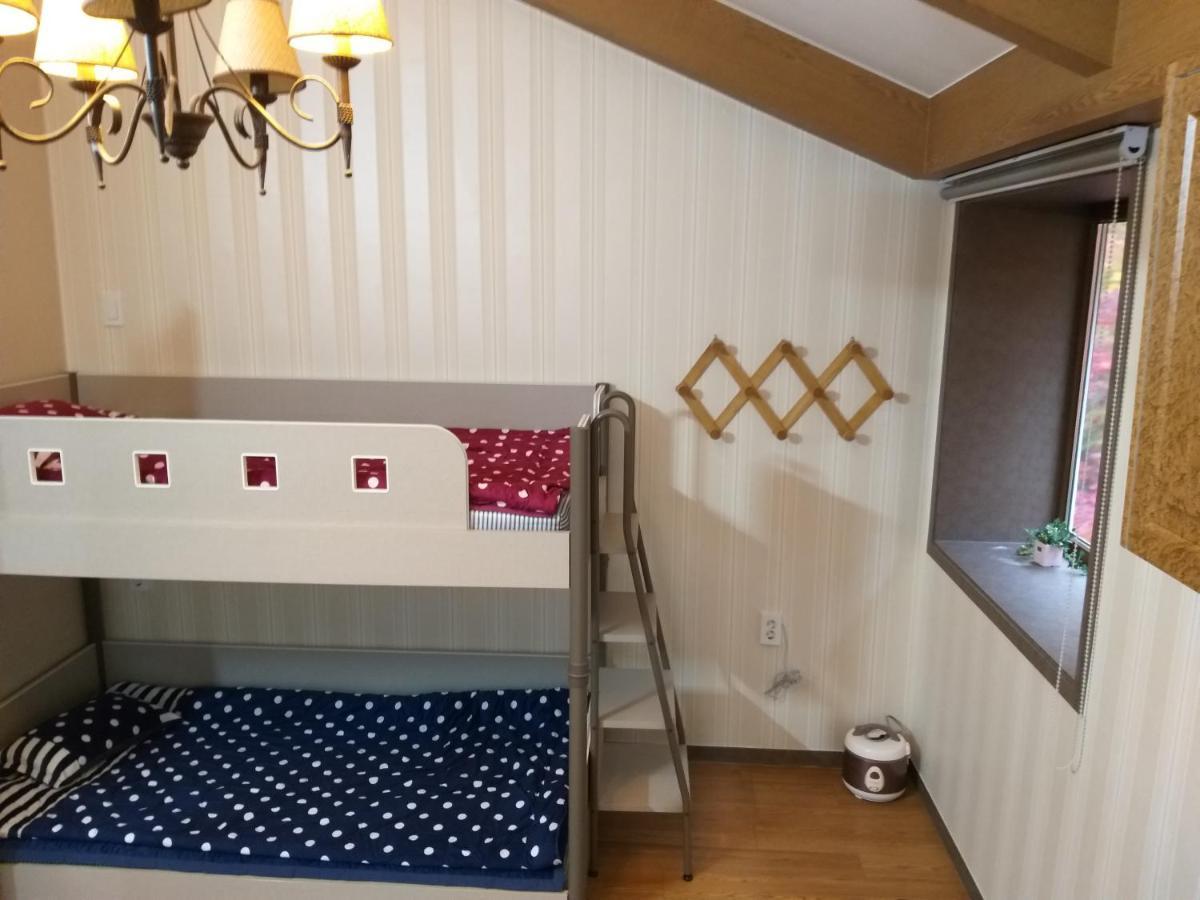 Sanaega Pension Villa Yangyang Exteriör bild