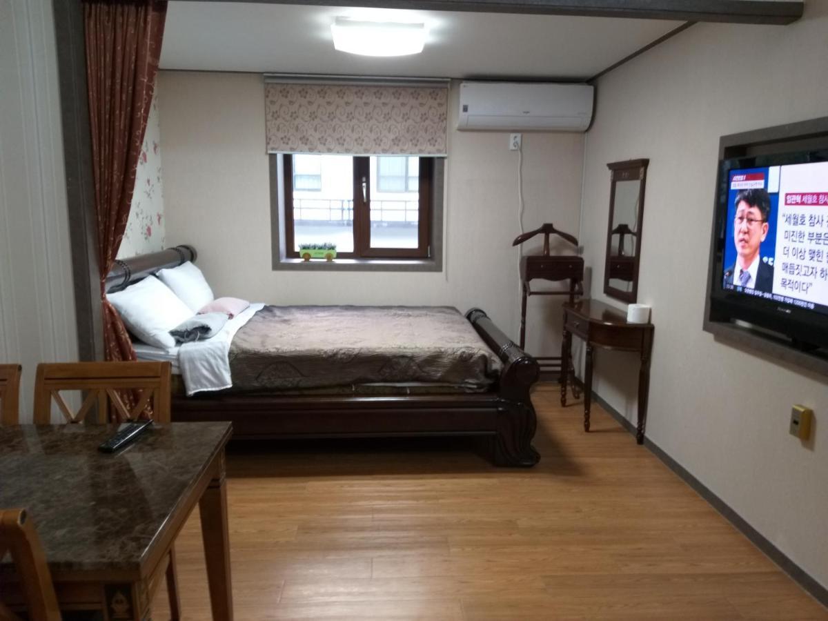 Sanaega Pension Villa Yangyang Exteriör bild