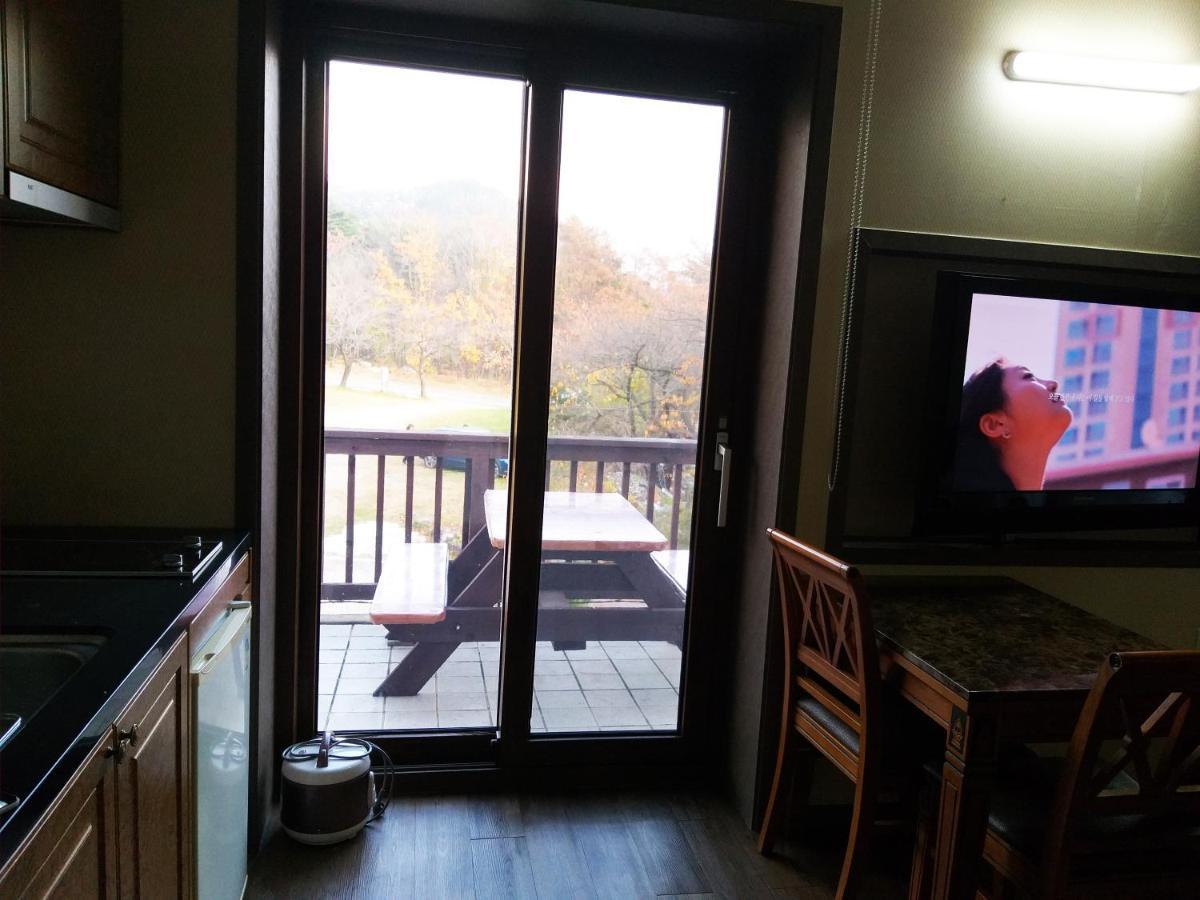 Sanaega Pension Villa Yangyang Exteriör bild