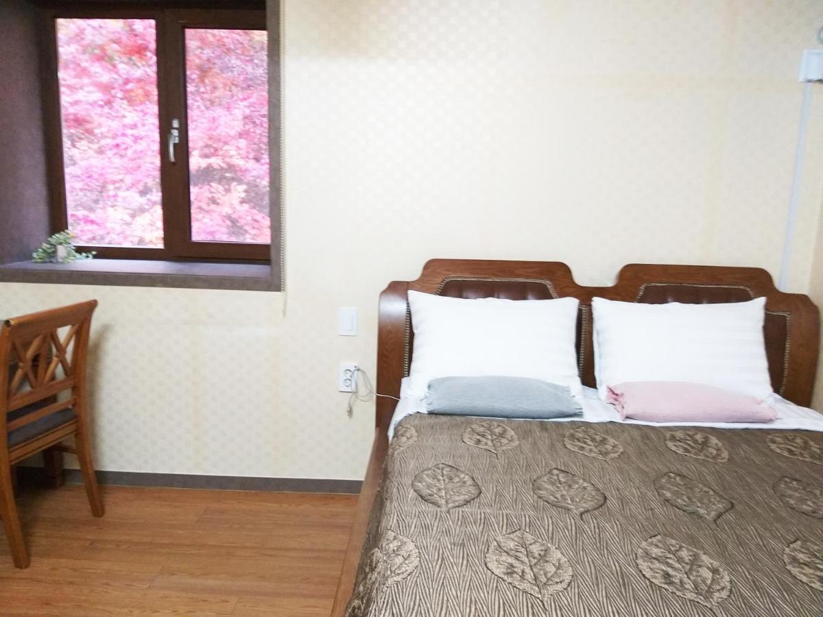 Sanaega Pension Villa Yangyang Exteriör bild